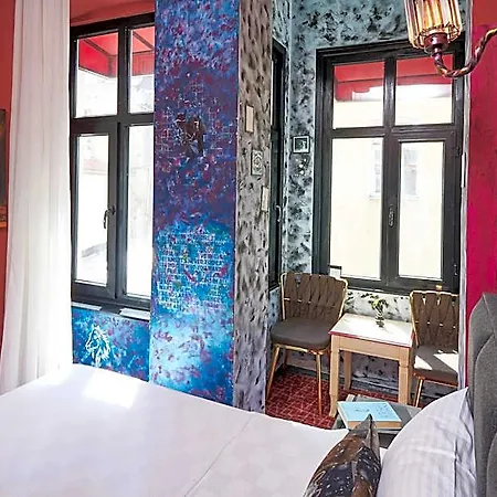 Galata Pearl Hotel 3*